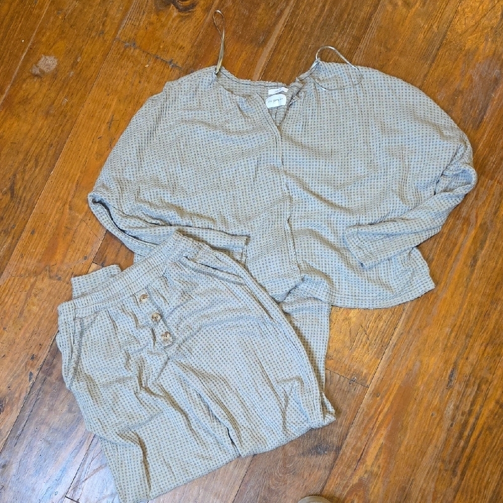 Blu Pepper Textured Green Top and Bottom Lounge Pj Set Size Small